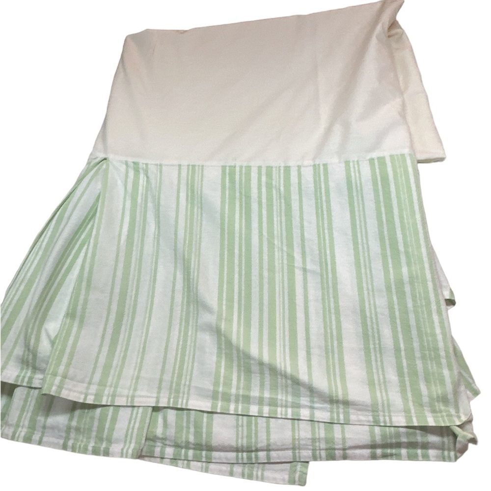 Pottery Barn Teen Vintage Mint Green/Ivory White Striped Bed Skirt Full